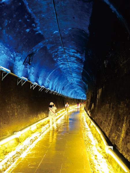 功維敘七彩隧道