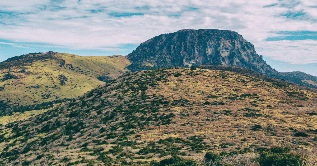 漢拏山與城山日出峰
